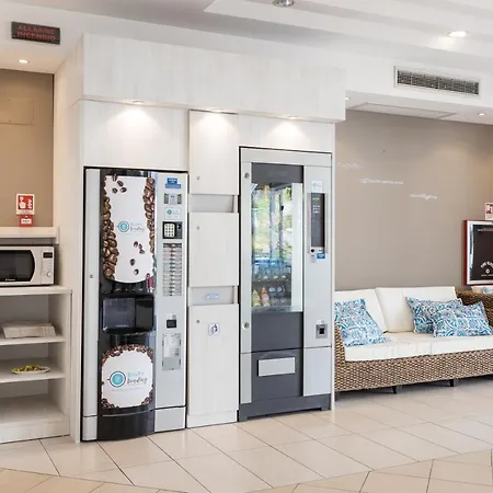 Appartamenti Smart A 30M Da Viale Dante E 100M Dal Mare Riccione Exterior photo