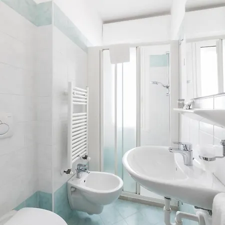 Appartamenti Smart A 30M Da Viale Dante E 100M Dal Mare Riccione Exterior photo
